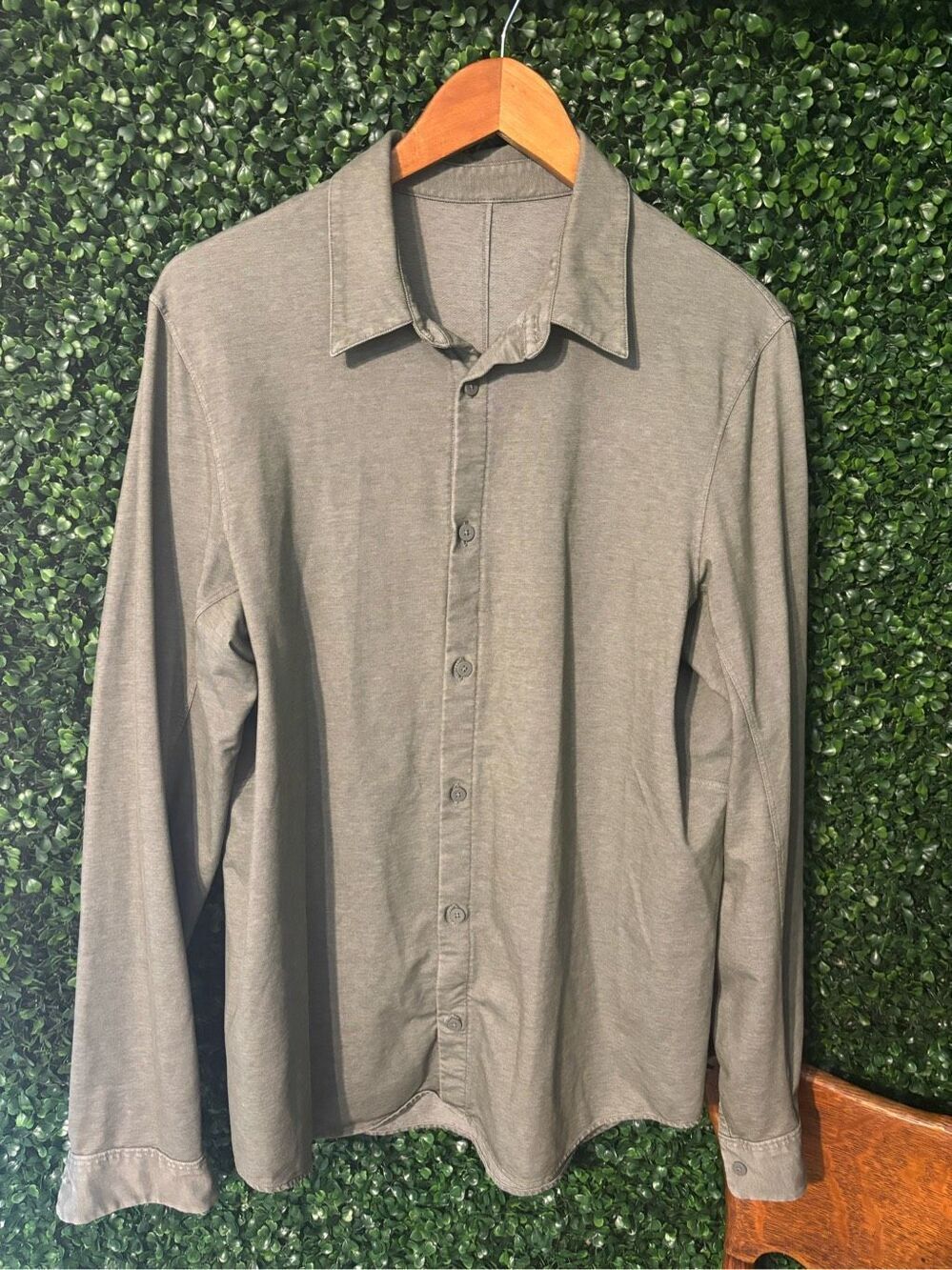 Lululemon Green Vintage Wash Commission Long-Sleeve Shirt Pocket Button Down Sz